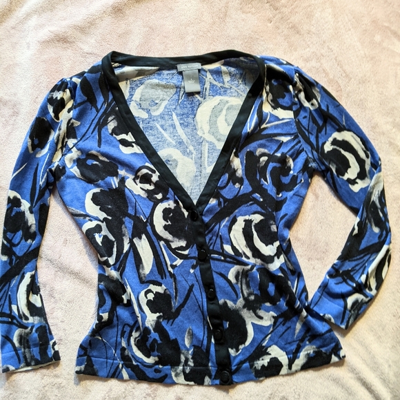 Ann Taylor cardigan - Picture 1 of 3